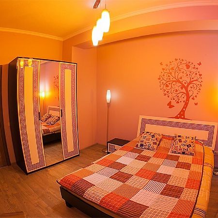 Квартира Подобово В Центрі На Вулиці Краківській 34 Площа Ринок Сам Центер Міста Львова Esterno foto